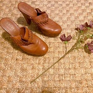 Ralph Lauren braided leather clogs // Tan // W 10